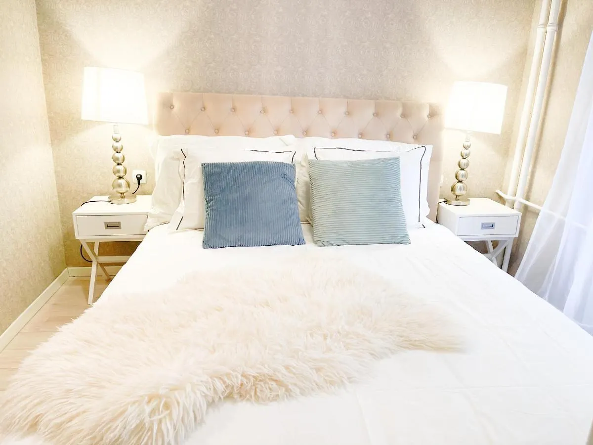 Downtown Deak-Ferris Wheel Luxury Home Budapest 0*,  Hungary