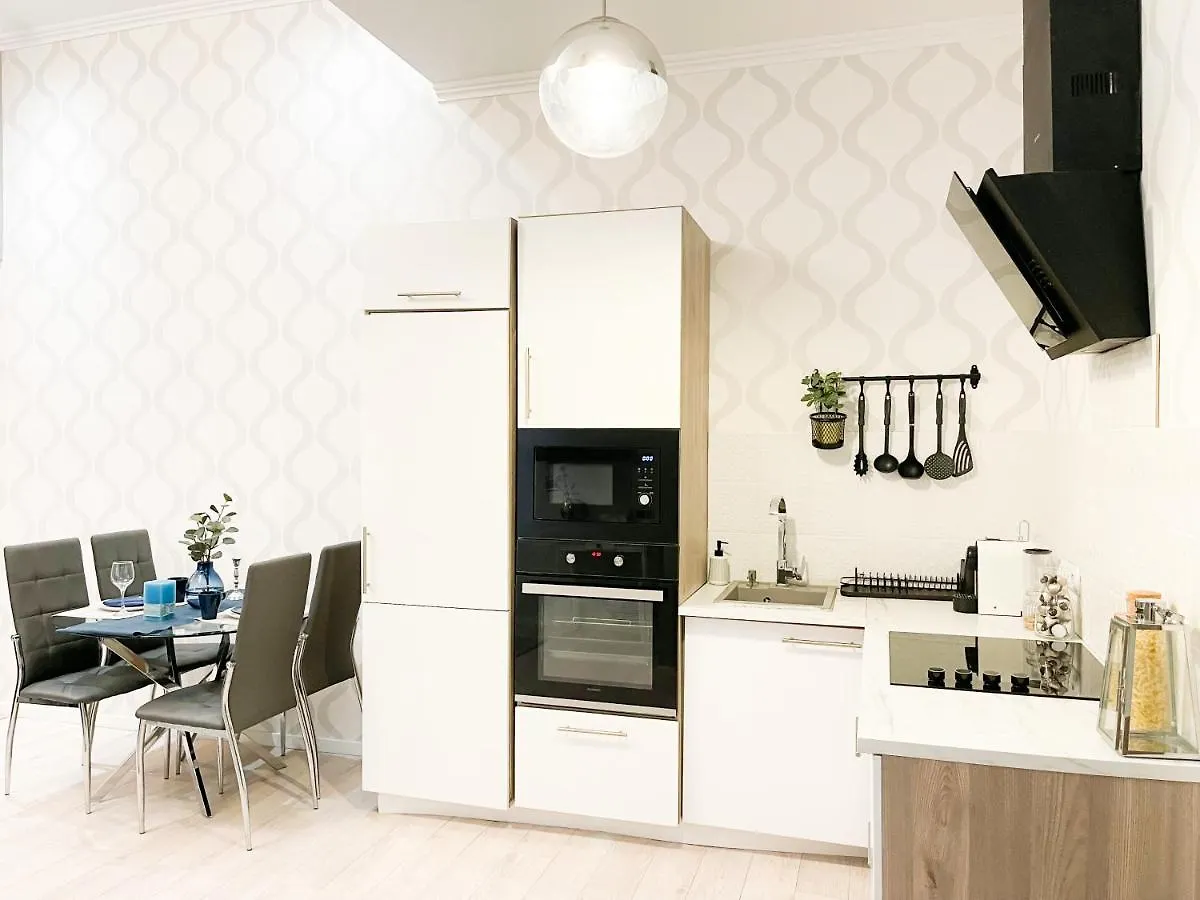 Downtown Deak-Ferris Wheel Luxury Home Budapest Apartment